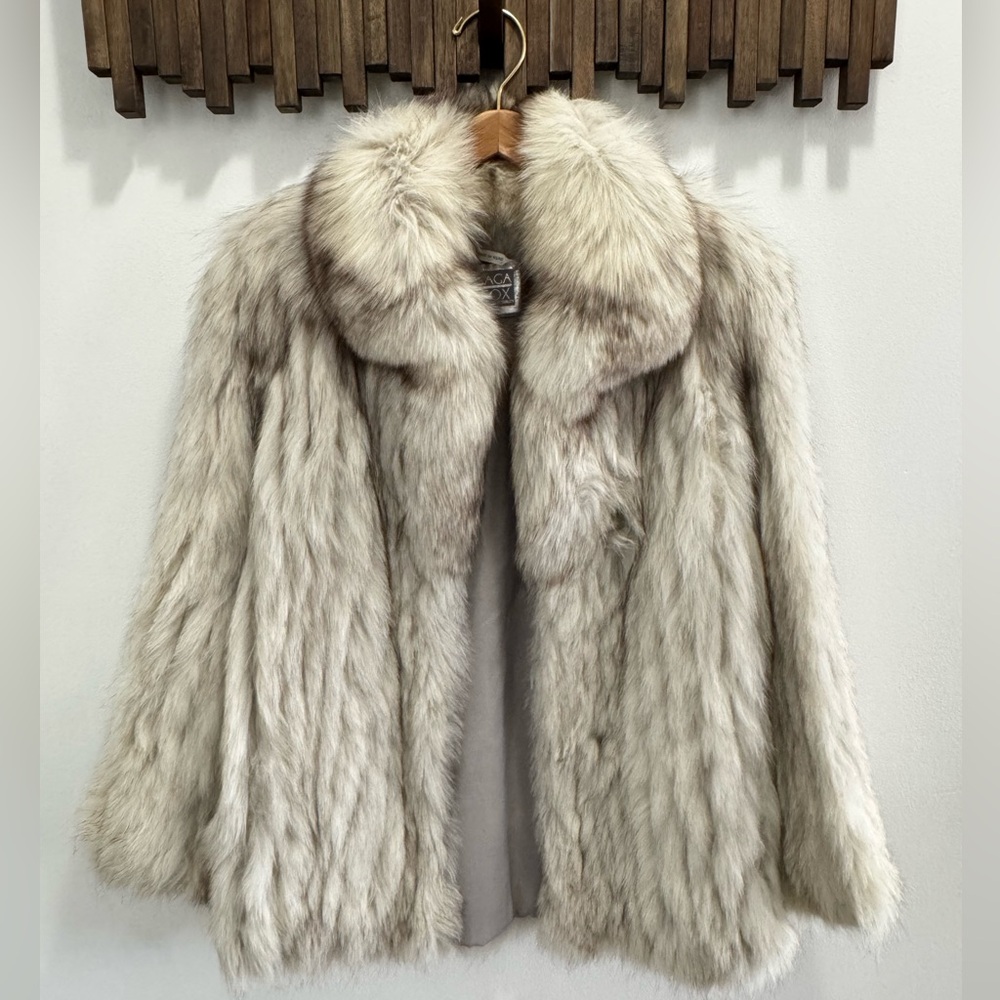 SAGA FOX 🩵 fur Coat Genuine Silver label size M (check measures)